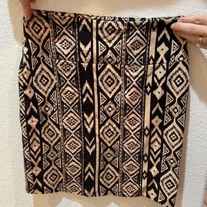 Forever 21 mini tight print skirt size medium
